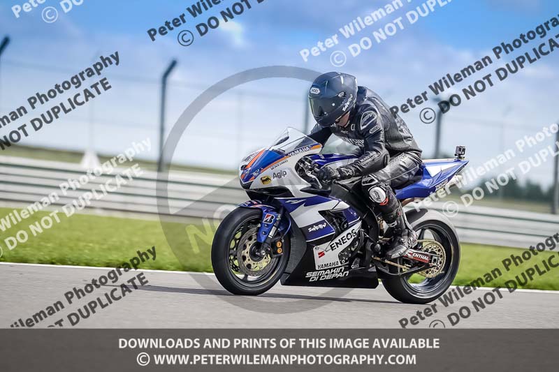 donington no limits trackday;donington park photographs;donington trackday photographs;no limits trackdays;peter wileman photography;trackday digital images;trackday photos